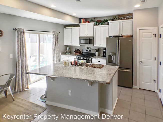 Building Photo - 3 br, 2.5 bath House - 5440 Danube Street