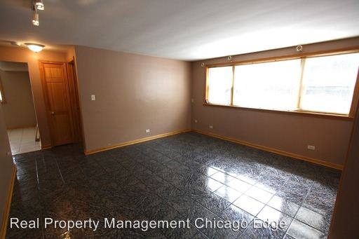 Building Photo - 10154 Hartford Ct