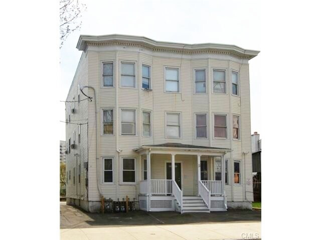 Primary Photo - 9 Woodland Ave