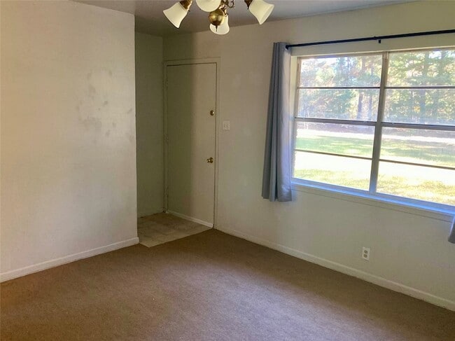 Building Photo - 143B Moffett Springs Rd