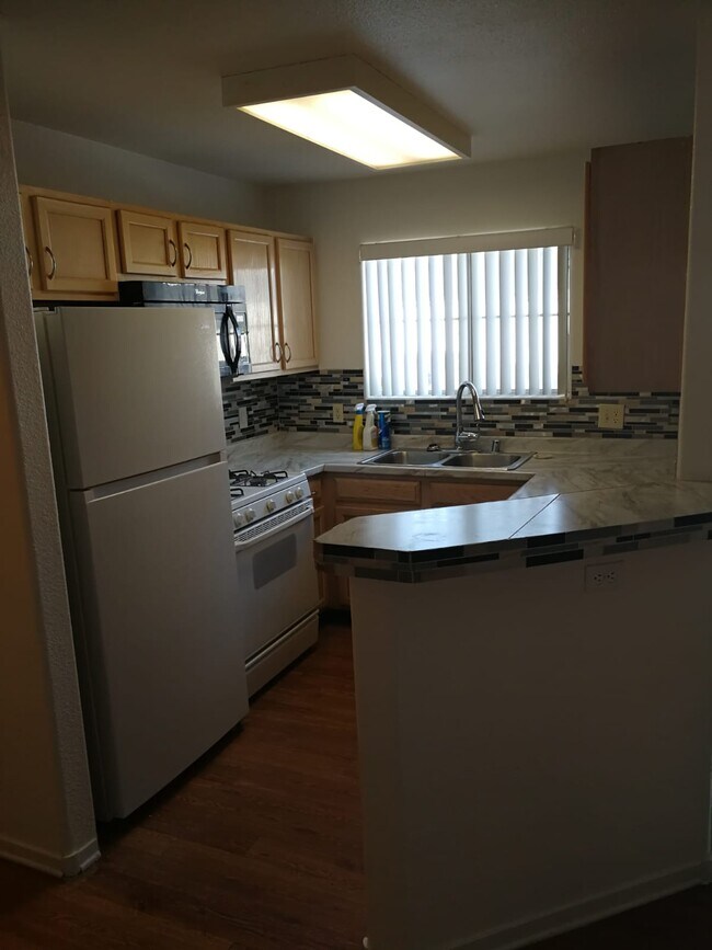 Building Photo - 4308 W Lake Mead Blvd
