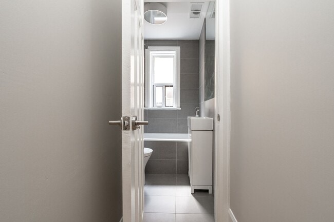 Building Photo - 143 Arlington Ave