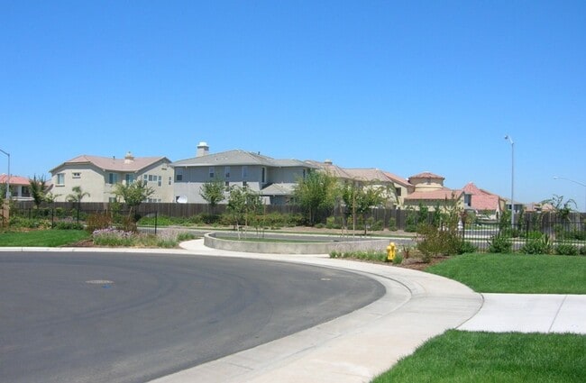 Building Photo - 2988 Essie Pl