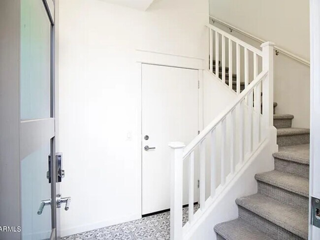 Building Photo - 300 N Gila Springs Blvd