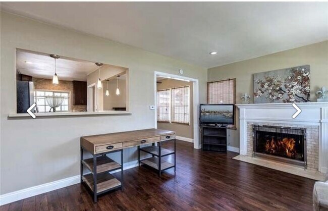 Foto del edificio - 323 E Coolidge St