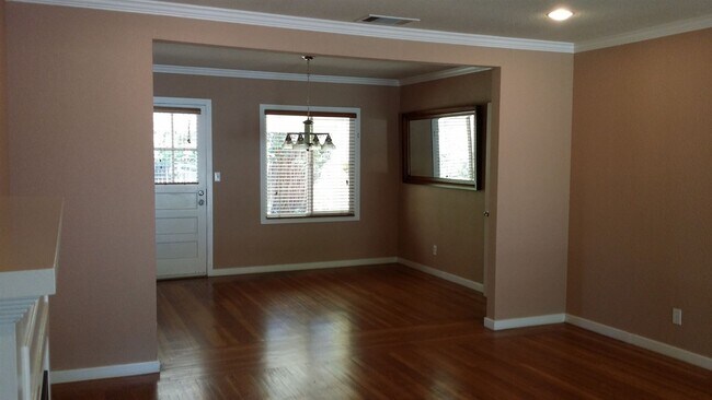 Building Photo - 2 br, 1 bath House - 2341 23rd Ave