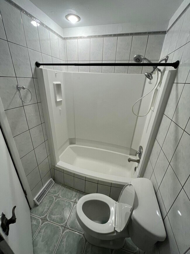 Foto del edificio - N17W5348 Garfield St