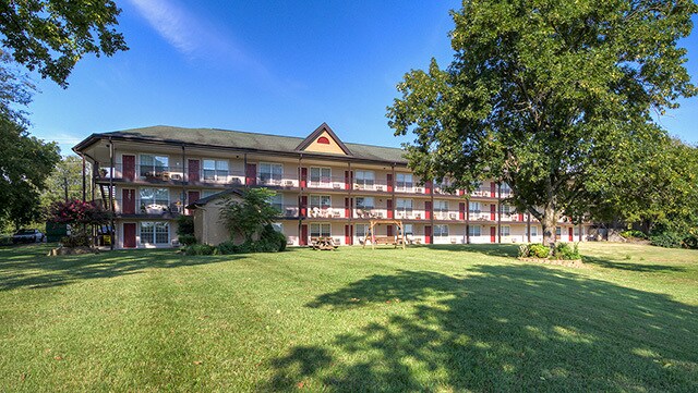 Foto del edificio - 119 Sanders Ferry Rd