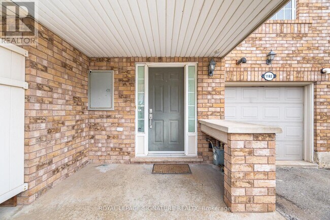 Building Photo - 1182 Barnard Dr