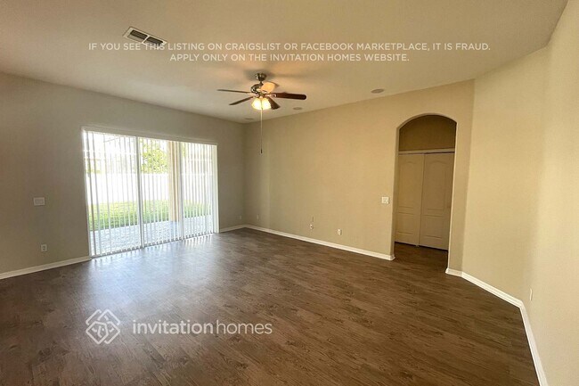 Building Photo - 19922 Tamiami Ave
