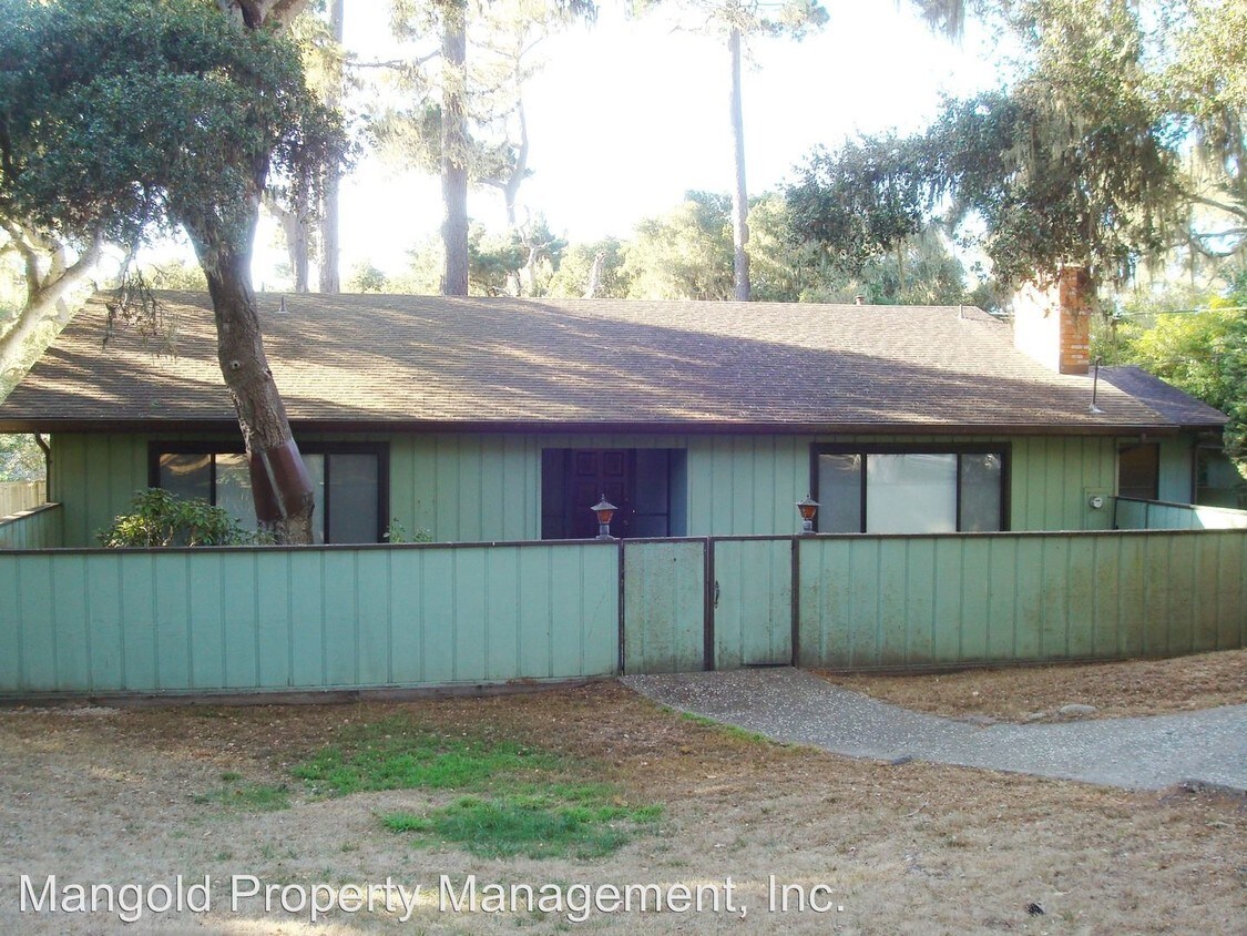 Foto principal - 2848 Forest Lodge Rd