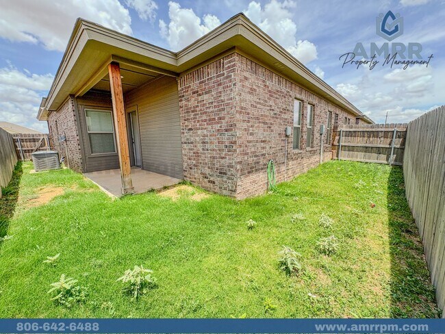 Foto del edificio - New Beginnings Start At AMRR: 3 Bedroom Near Tech Available 10/04