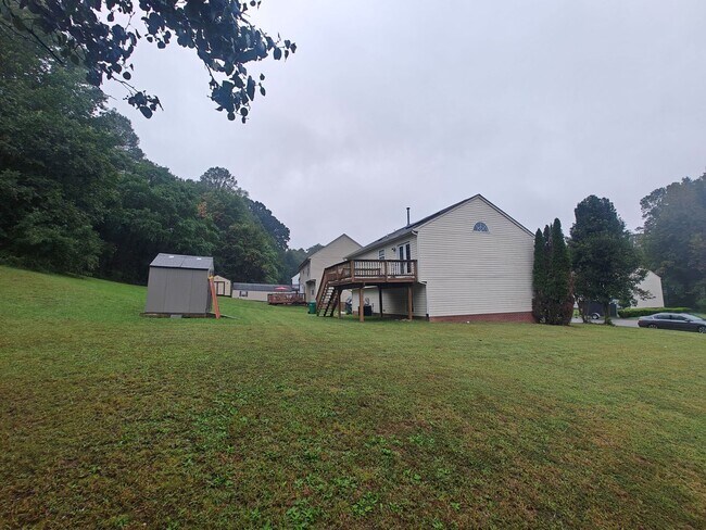 Foto del edificio - 3237 Purvis Rd
