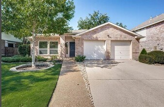 Building Photo - 7620 Waterside Pl