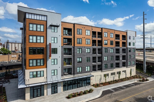 Building Photo - Stockyard Lofts