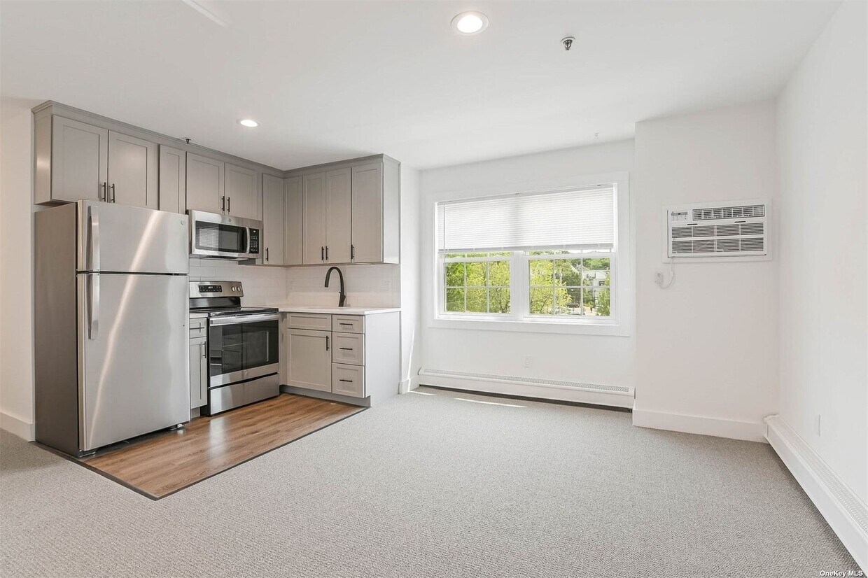 100 Mariners Way Unit 303, Port Jefferson, NY 11777 Apartment for