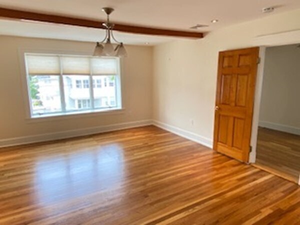 Foto del edificio - 346 Arlington St