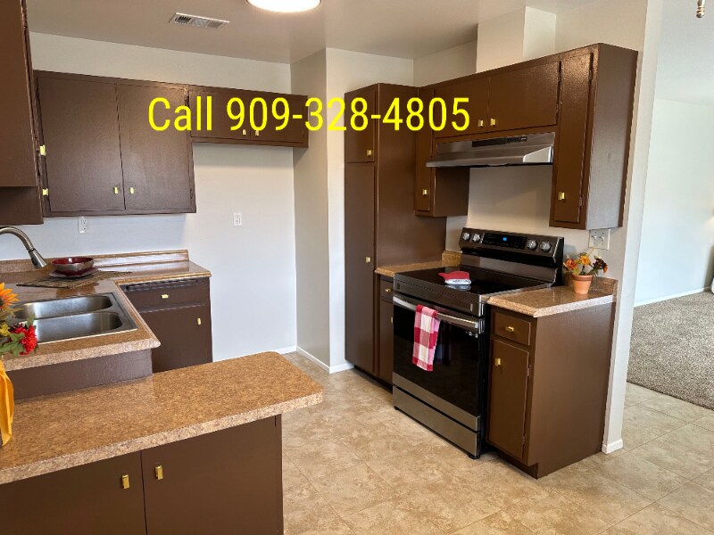 Photo - 25863 Pacific St (San Bernardino, CA)