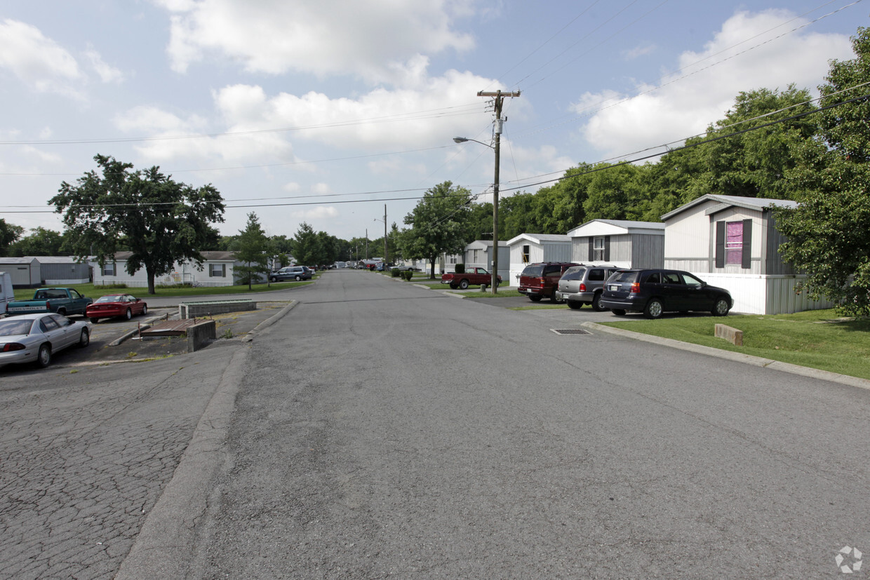 Building Photo - A & L Mobile Home Village