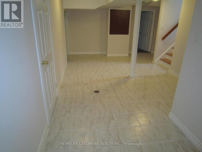 Building Photo - 42 Stanwell Dr