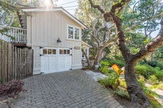 Building Photo - 9 Santa Rita St