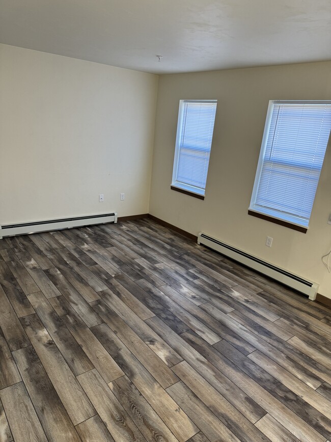 Building Photo - 1058 Egg Harbor Rd