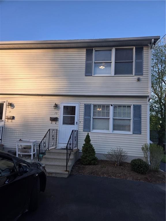 Building Photo - 19 Berclay St