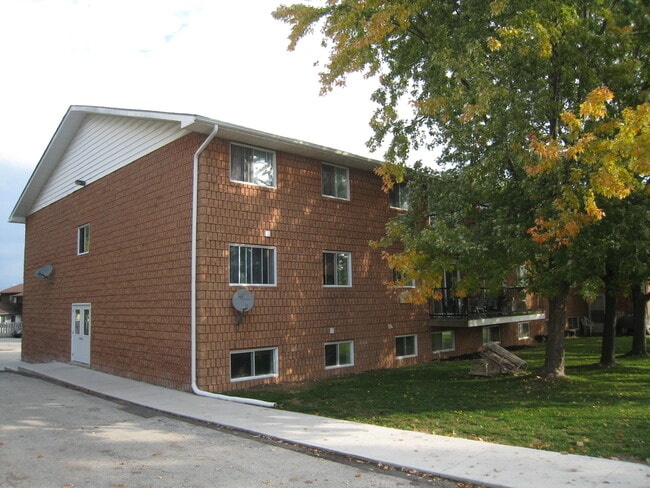 Photo du bâtiment - BayVista Apartments