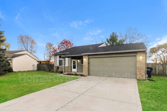 Building Photo - 105 Meadow Creek S Dr