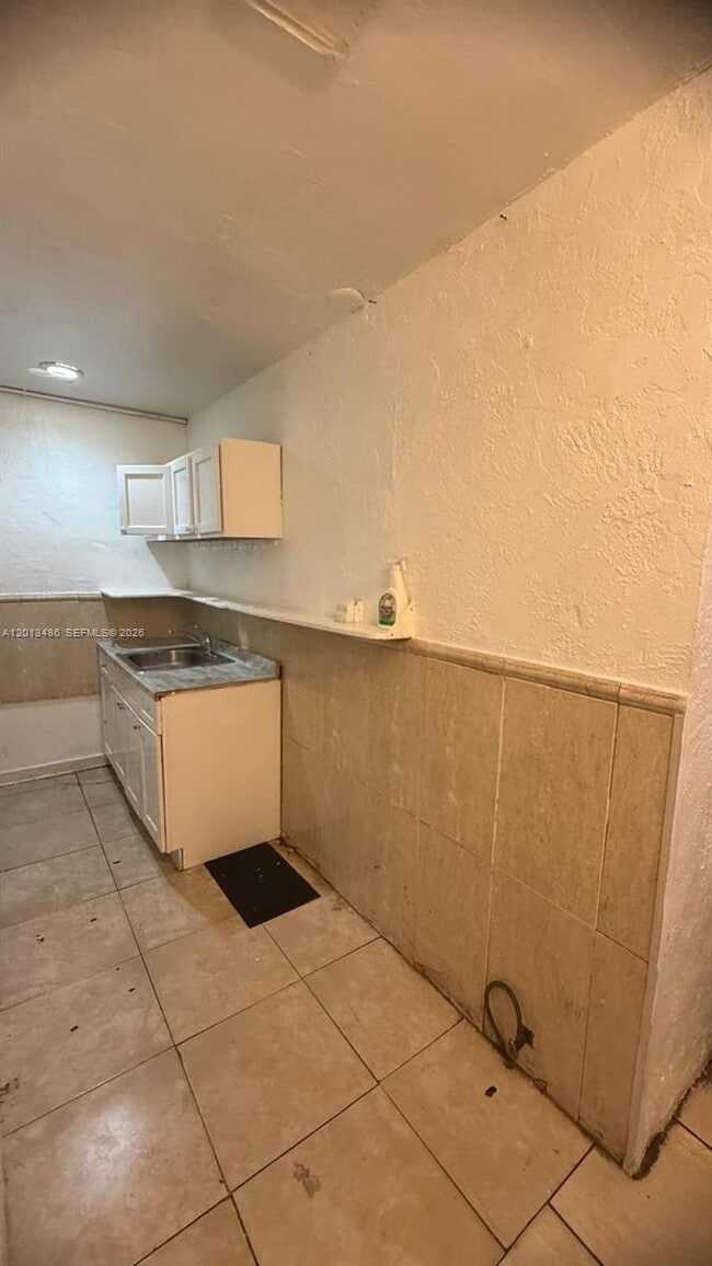 Building Photo - 725 Opa-locka Blvd
