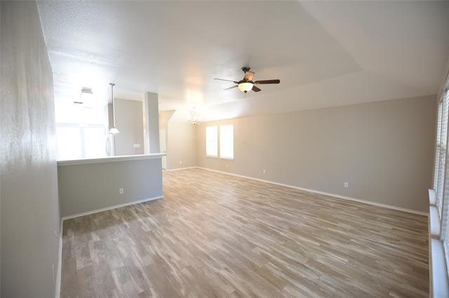 Foto del edificio - 421 Stanley Falls Dr