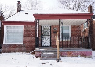 Building Photo - This beautifully updated 3-bedroom, 1-bath single-family home is ready for move-in!