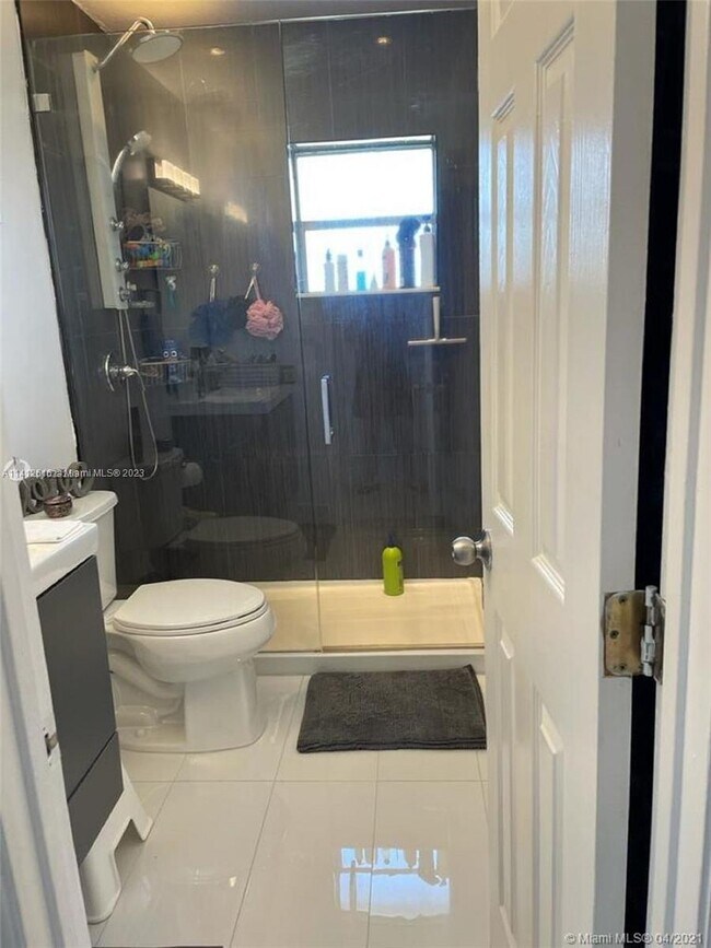 Foto del edificio - 12860 SW 43rd Dr