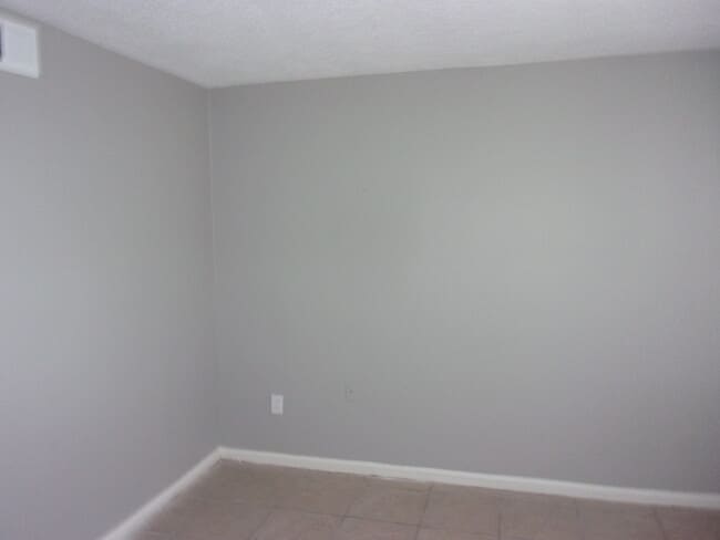 Building Photo - 5546 Apple Blossom Dr