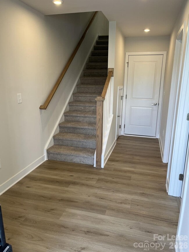 Building Photo - 5013 Griers Hl Dr