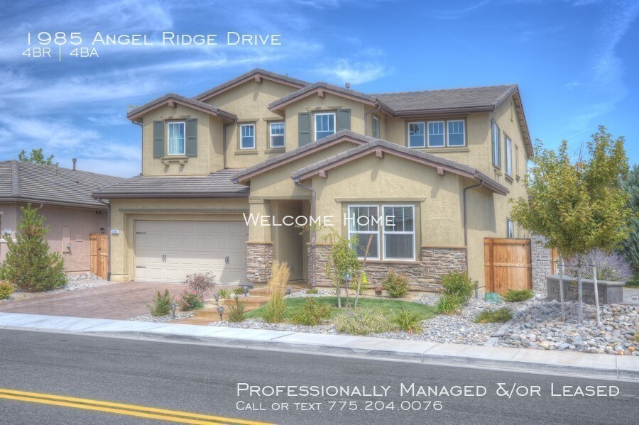 Foto principal - 1985 Angel Ridge Drive