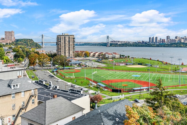 GW bridge view - 553 Undercliff Ave