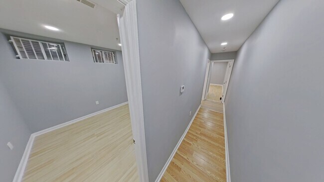 Foto del edificio - 1831 W Diamond St