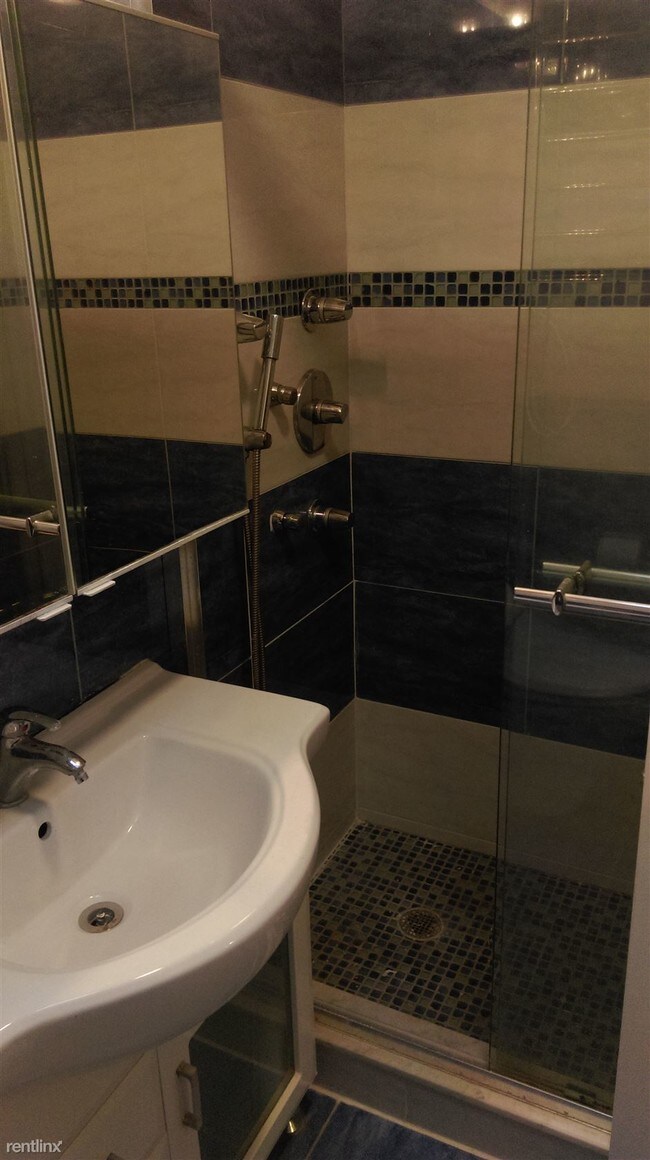 Foto del edificio - 731 Avenue Y