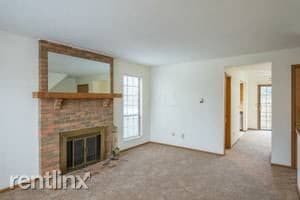 Building Photo - 195 Blakeford Dr