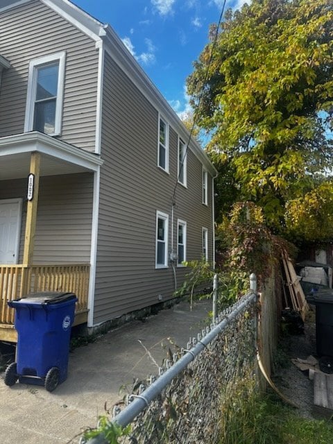 Photo - 1002 E 76th St (Cleveland, OH) Apartment