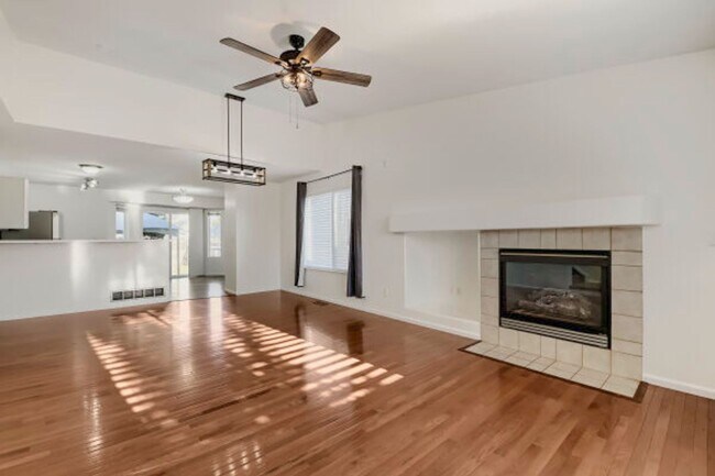 Foto del edificio - 1155 Trout Creek Cir