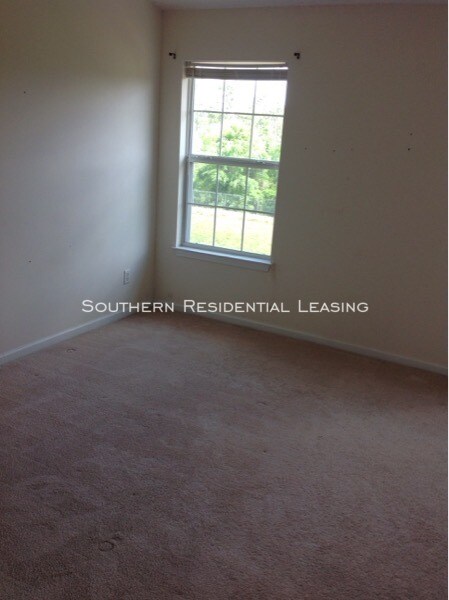 Foto del edificio - 266 Swaying Pine Ct