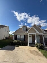 Building Photo - 3348 Sugar Berry Way