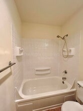 Building Photo - 12400 SW Chaps Ct