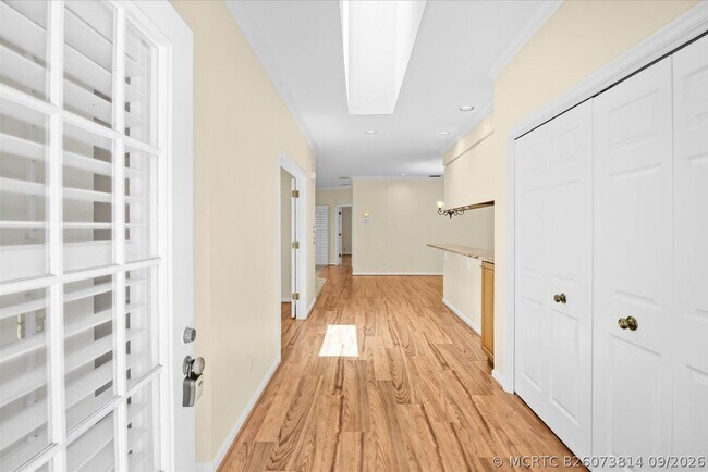 Foto del edificio - 7362 Pine Creek Way