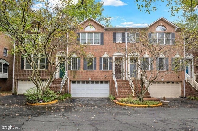 Photo - 2904 Oakton Crest Pl Townhome