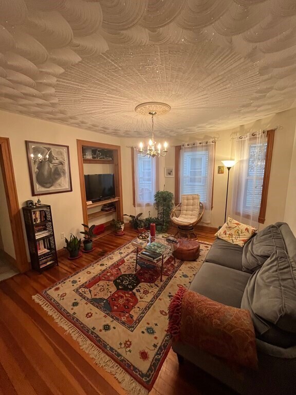 Building Photo - 41 Montfern Ave