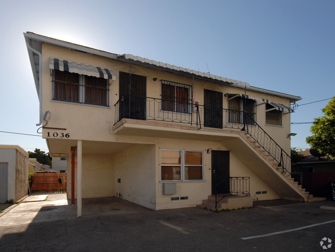 Building Photo - 1036 Irolo St