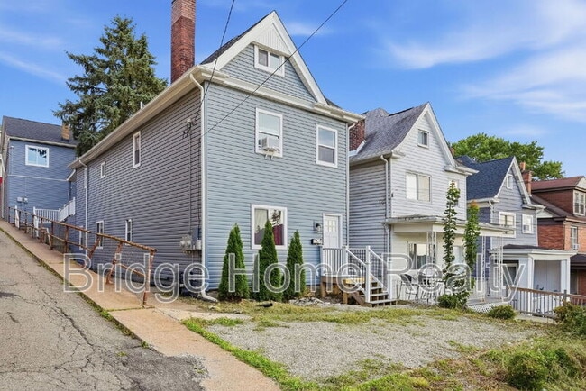 Building Photo - 11 Maytide St